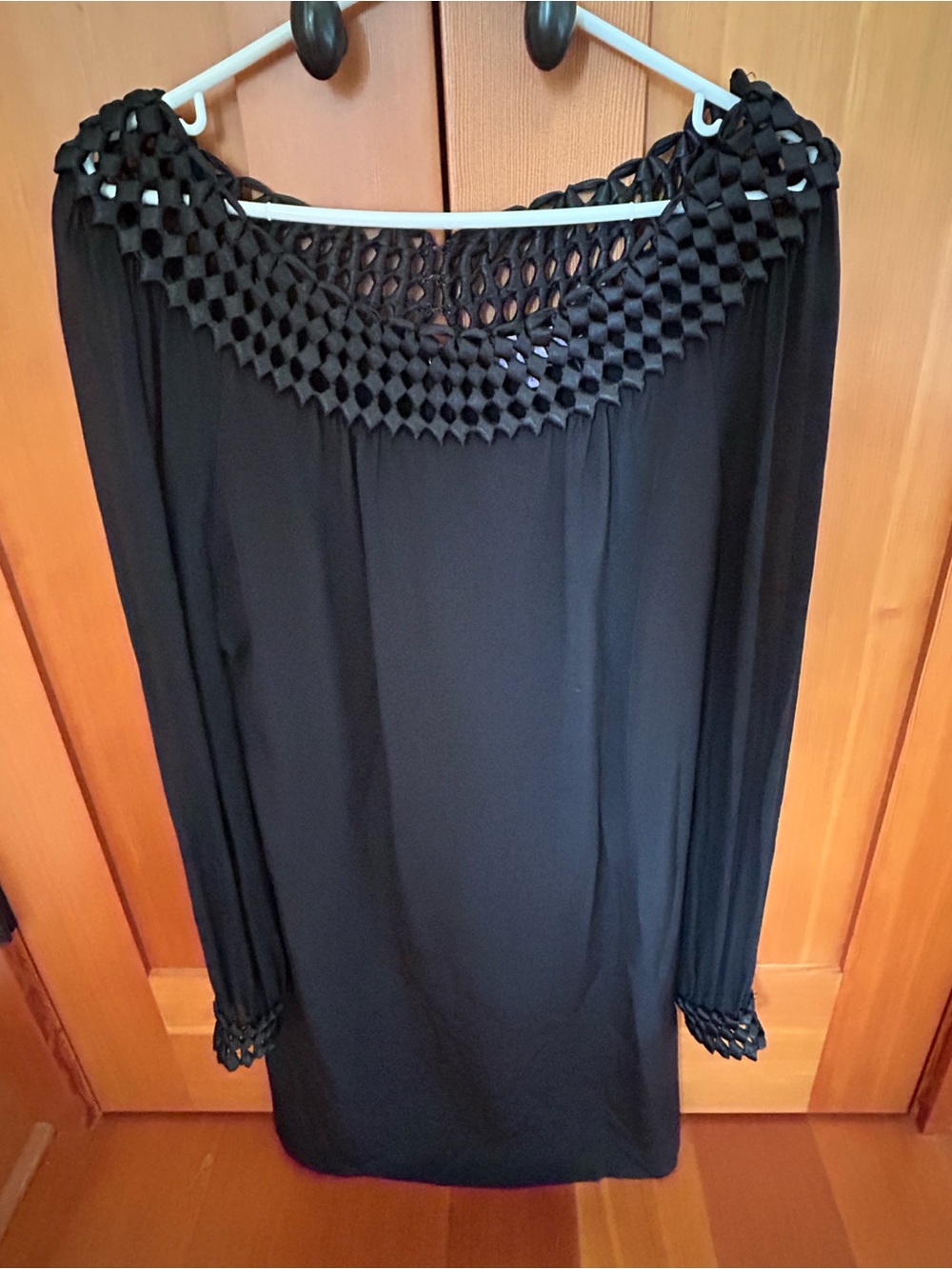 Vivienne Tam 100% Silk Black Lattice / Woven Neckline Dress — Size 10